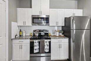Park Place Apartments in Waxahachie, TX - Building Photo