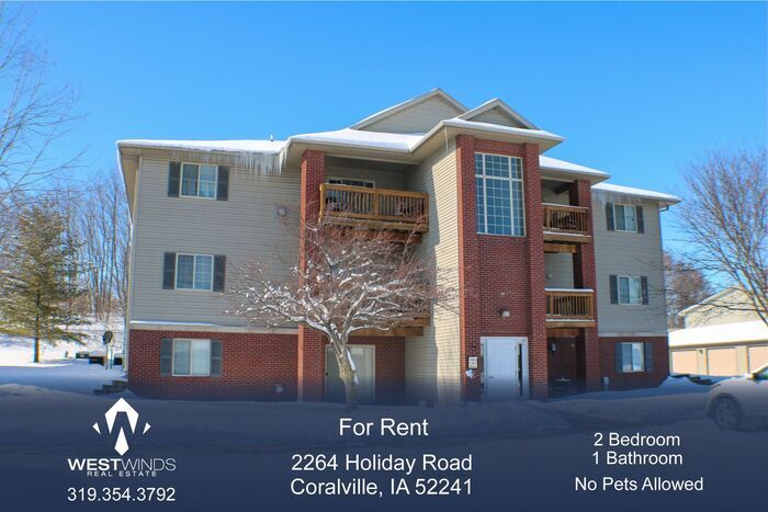 2264 Holiday Rd in Coralville, IA - Building Photo