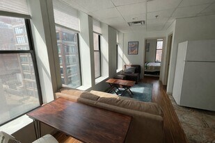 72 Kneeland St, Unit 603 in Boston, MA - Building Photo