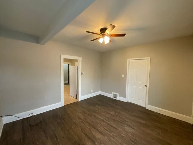 8101 Grand Division Ave in Cleveland, OH - Building Photo - Building Photo