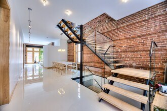 474 Av. Bloomfield in Outremont, QC - Building Photo - Building Photo