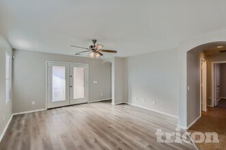 25841 W Valley View Dr in Buckeye, AZ - Building Photo - Building Photo