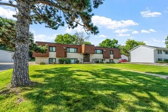 Arcadia Park Quadplexes in St. Paul, MN - Building Photo - Building Photo