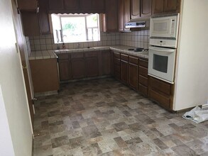 62 Young Dr in Salinas, CA - Building Photo - Building Photo