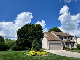 758 N Starr Dr in Pickerington, OH - Building Photo