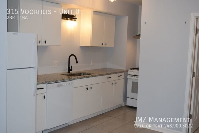 315 Voorheis St in Pontiac, MI - Building Photo - Building Photo