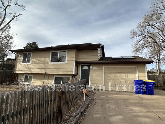 property at 1250 Chiricahua Dr