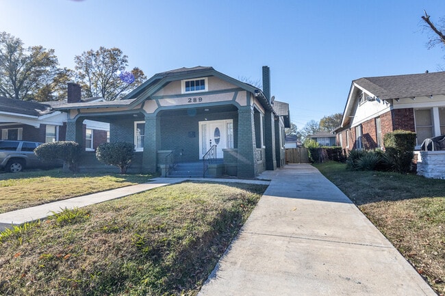 property at 289 Malvern St