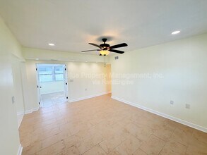 1000 Bay Pine Blvd in Indian Rocks Beach, FL - Building Photo - Building Photo