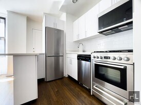EAST 46 STREET, Unit 8M in New York, NY - Building Photo