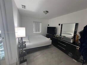 2238 NW 93rd Terrace in Miami, FL - Building Photo - Building Photo