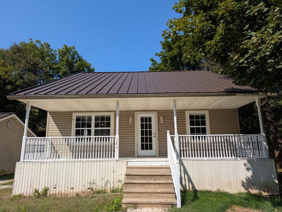 286 Cottage Ave in Williamsport, PA - Building Photo