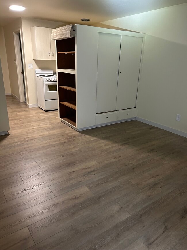 936 Broadway E, Unit 11 in Seattle, WA - Building Photo - Building Photo