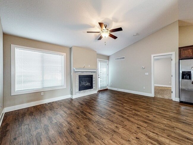 411 Sunflower Dr in Ames, IA - Building Photo - Building Photo