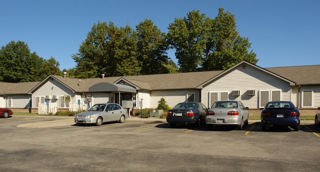 Campbell Apartments in Warren, OH - Building Photo - Building Photo