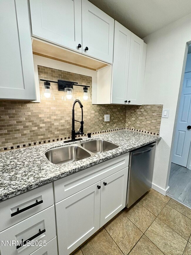 3948 Clear Acre Ln in Reno, NV - Building Photo - Building Photo