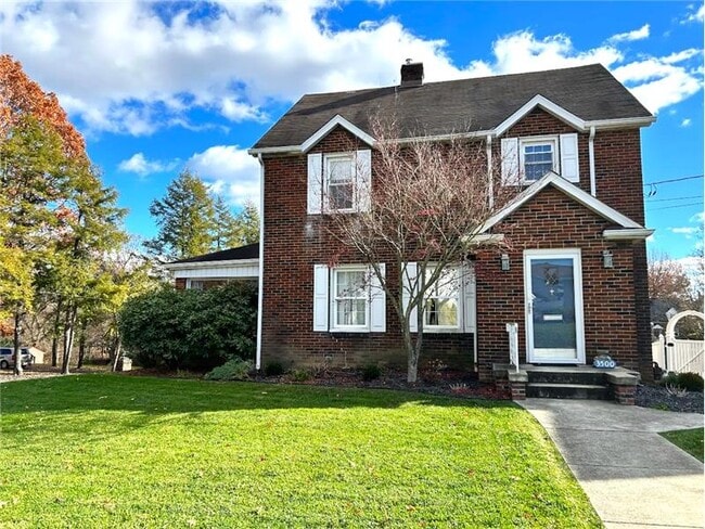 property at 3500 Elwood Ln