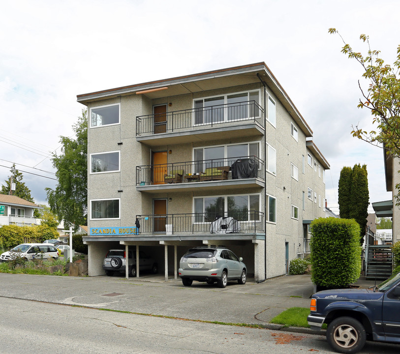 Scandia House in Seattle, WA - Building Photo