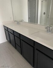 7376 N Decatur Blvd in Las Vegas, NV - Building Photo - Building Photo