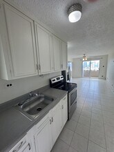 1614 Emerson St in Honolulu, HI - Building Photo - Building Photo