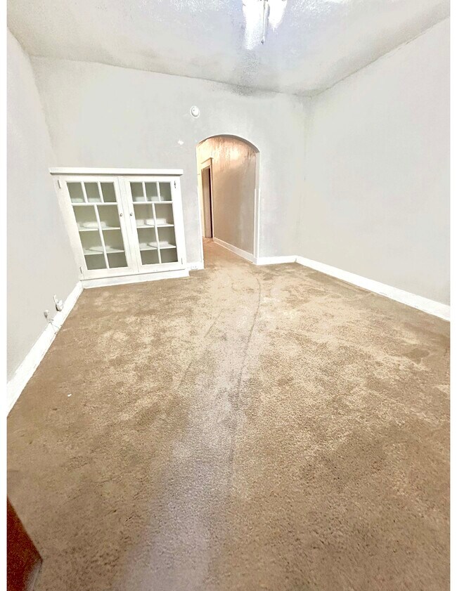 5863 Northumberland St, Unit #3 in Pittsburgh, PA - Foto de edificio - Building Photo