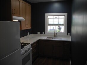 1932 Henderson Ave in Long Beach, CA - Building Photo - Building Photo