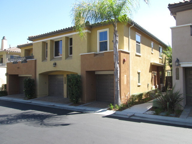 2682 Bellezza Dr in San Diego, CA - Building Photo