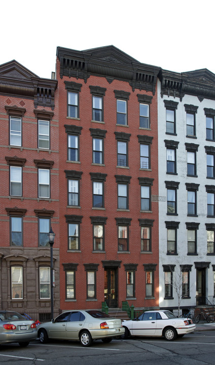 1111 Washington St in Hoboken, NJ - Foto de edificio