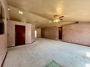 282 S Golden Dr in Silt, CO - Building Photo - Building Photo