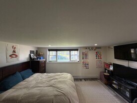16049 122nd Ave, Unit Apt 2 in Jamaica, NY - Building Photo