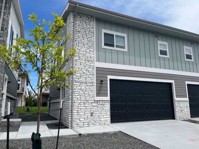 property at 212 Miller Ln