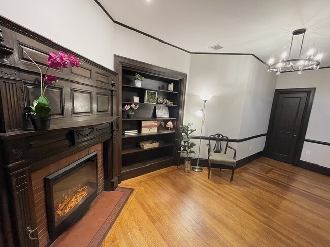 103 Thurston St, Unit 1 in Somerville, MA - Building Photo - Building Photo