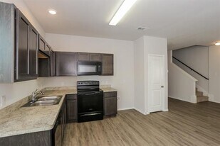 5513 Shore Point Trl in Fort Worth, TX - Building Photo