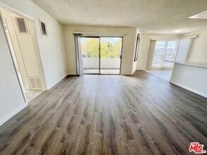 1426 Orange Grove Ave in Los Angeles, CA - Building Photo - Building Photo