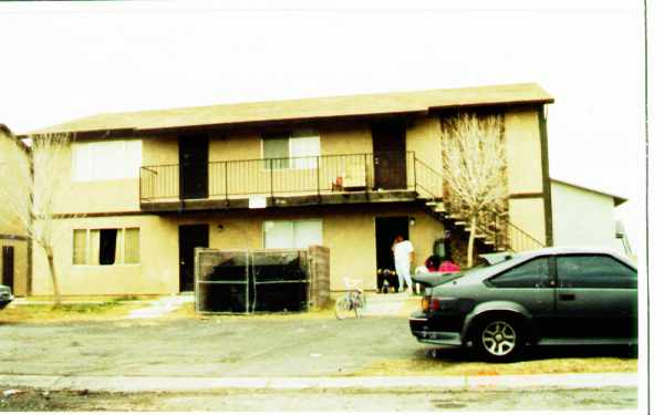 Pueblo Estates in Las Vegas, NV - Building Photo - Building Photo