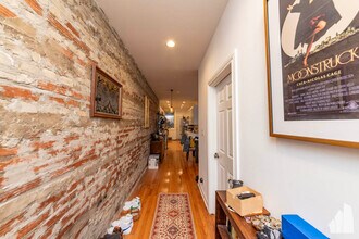 4722 N Troy St in Chicago, IL - Foto de edificio - Building Photo