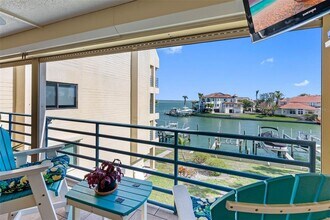 363 Pinellas Bayway S in Tierra Verde, FL - Building Photo - Building Photo