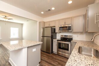 1276 Shades Terrace in Irondale, AL - Building Photo - Building Photo