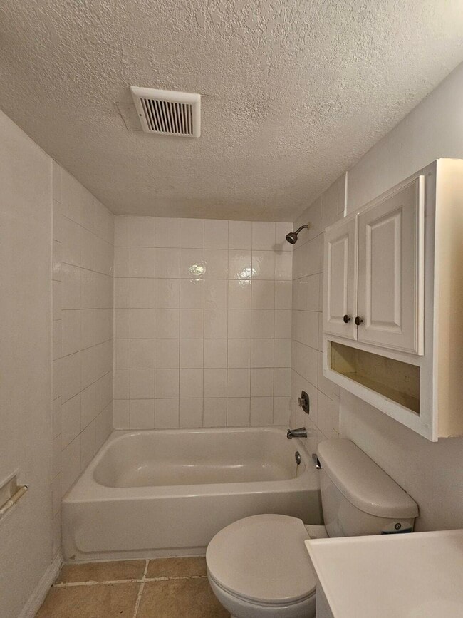 property at 1880 N Congress Ave