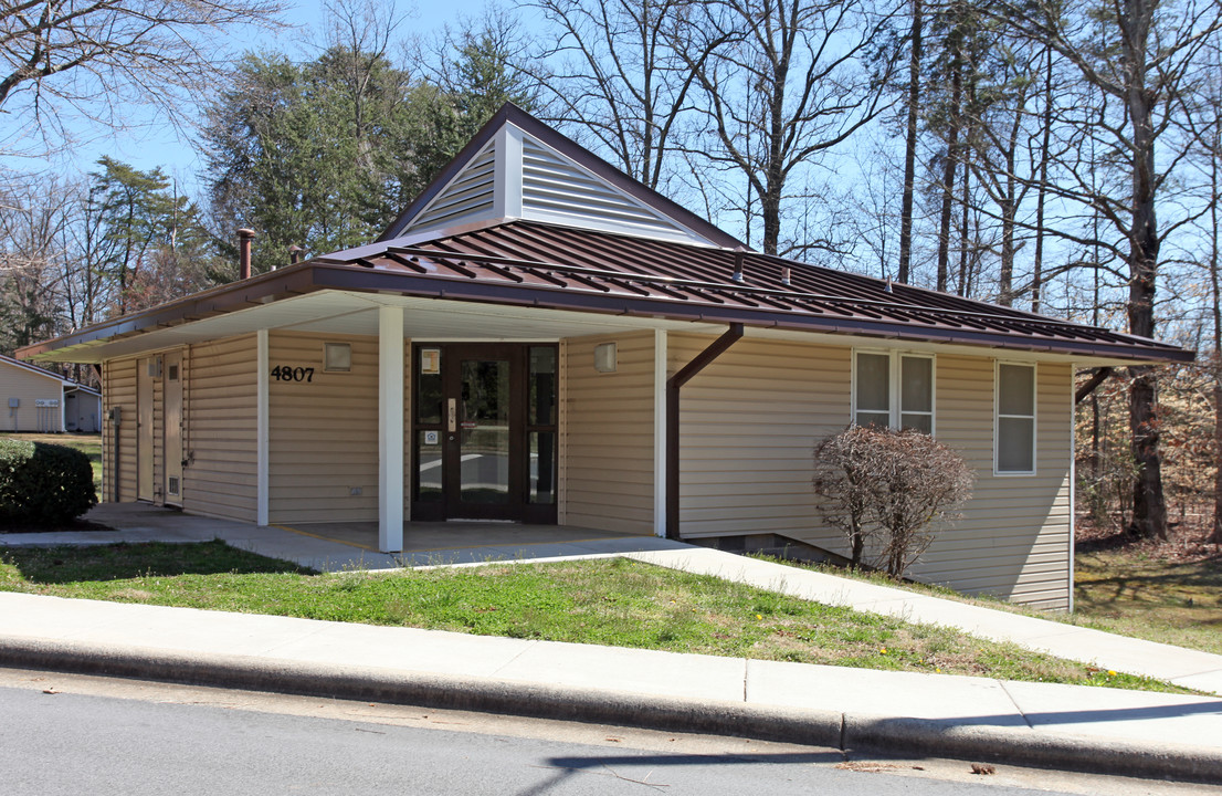 Silverbriar in Greensboro, NC - Building Photo