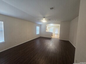 154 Lake Washington Dr in Kyle, TX - Building Photo - Building Photo