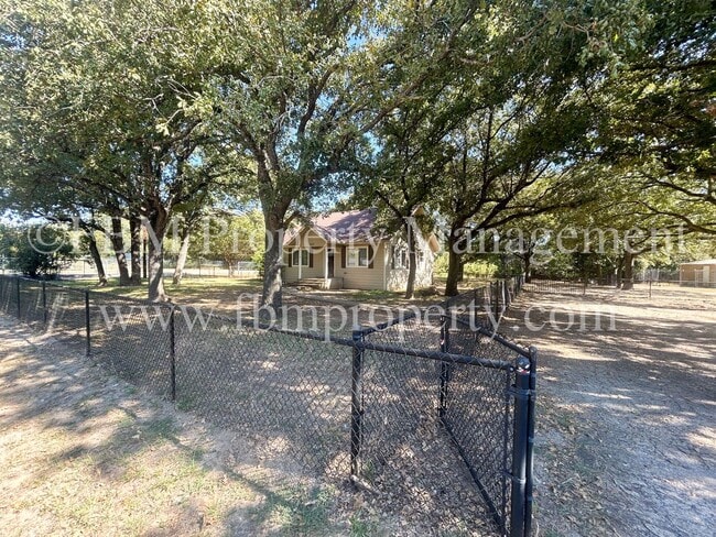 10693 S Fm 148 in Scurry, TX - Building Photo - Building Photo