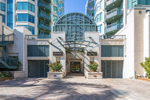 Park Laurel on the Prado in San Diego, CA - Foto de edificio - Building Photo