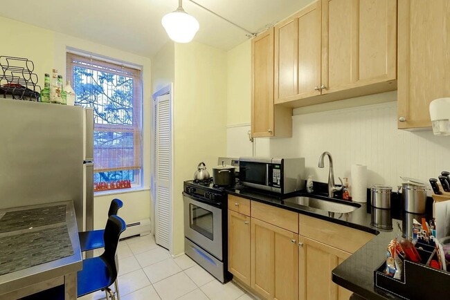 property at 1212 Washington St