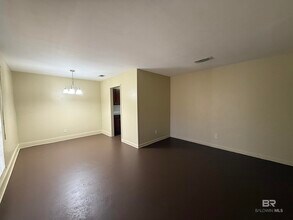 2505 Pollard Rd in Daphne, AL - Building Photo - Building Photo