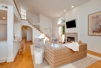 1018 4th St in Santa Monica, CA - Foto de edificio - Building Photo