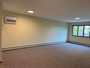 9 Meadow St in Bayonne, NJ - Foto de edificio - Building Photo