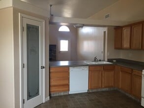 8307 Charles Pl in California City, CA - Building Photo - Building Photo