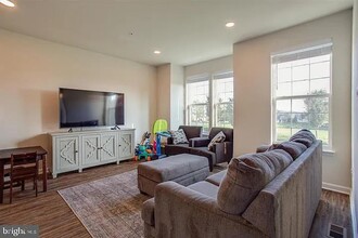 6916 Representation Ln in Frederick, MD - Building Photo - Building Photo