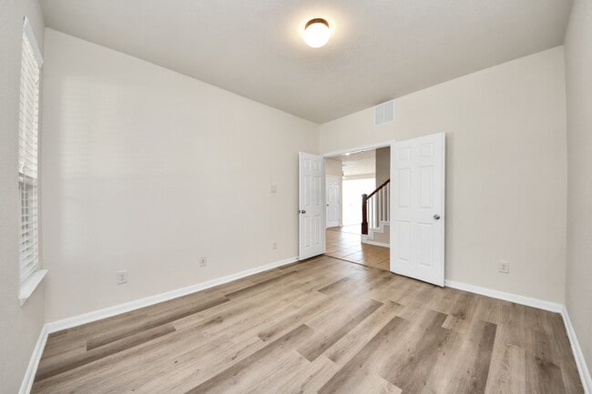 24123 Adobe Ridge Ln